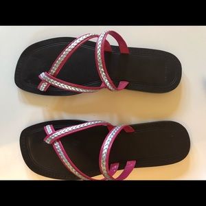 Brand New Lands' End Women's Criss Cross Sandal